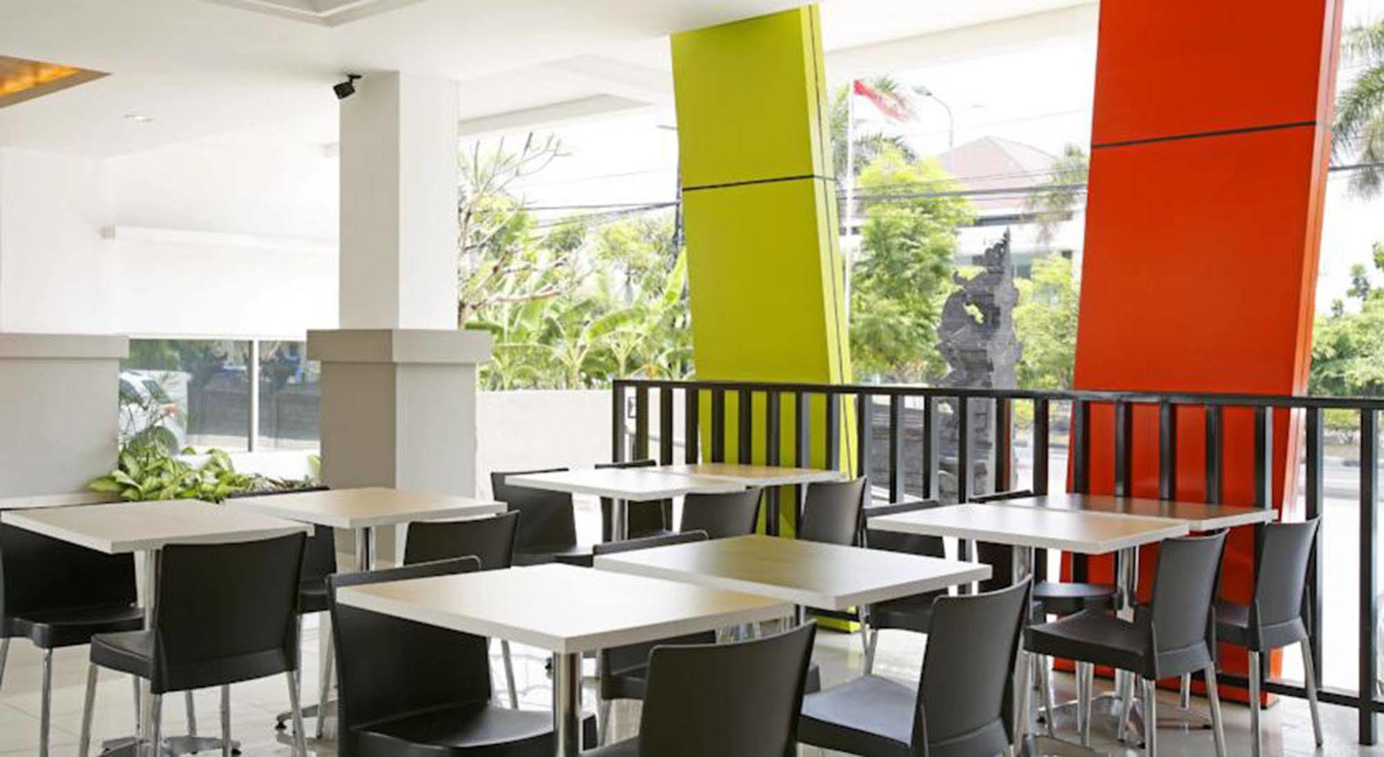 Amaris Hotel Sunset Road - Bali Kuta Lombok Exterior foto